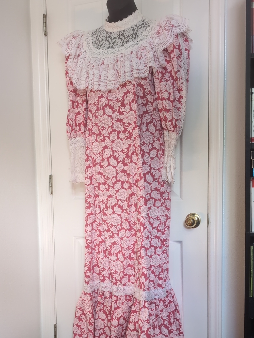 Vintage Princess Kaiulani Muumuu